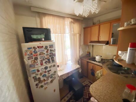 İnşaatçılarda 3 otaqlı köhnə tikili mənzil satılır, 75 m², 199 000 AZN, şəkil 5 / 10