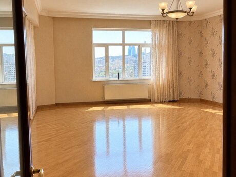 Объявление №6560236 - Баку, м. Низами, 3-комн., 140 м², 10/17 этаж