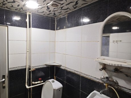Neftçilərdə 2 otaqlı köhnə tikili mənzil kirayə verilir, 45 m², 450 AZN/ay, şəkil 5 / 7