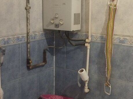 Продаётся 3-комнатная квартира в старом фонде, Bakıxanov, 70 м², 155 000 AZN, фото 5 / 9