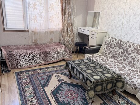 Memar Əcəmidə 2 otaqlı köhnə tikili mənzil kirayə verilir, 45 m², 600 AZN/ay, şəkil 2 / 12