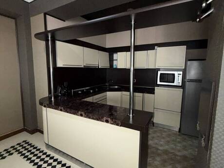 Şah İsmayıl Xətaidə 2 otaqlı yeni tikili mənzil kirayə verilir, 90 m², 1 150 AZN/ay, şəkil 2 / 12