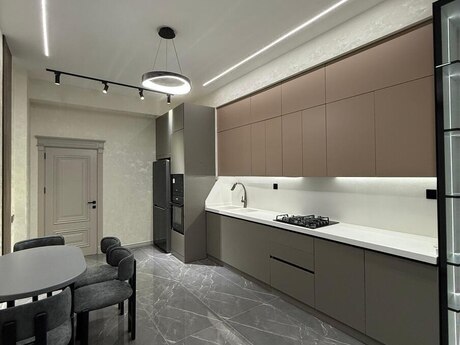 28 Mayda 2 otaqlı yeni tikili mənzil kirayə verilir, 72 m², 1 600 AZN/ay, şəkil 4 / 11