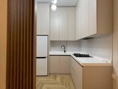 Elan №6560467 - Bakı, Elmlər Akademiyası m., 2 otaqlı, 70 m², 13/20 mərtəbə