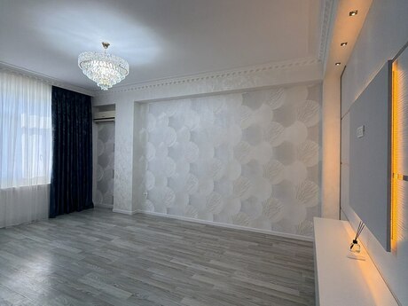 Qurtuluş 93 kompleksində 2 otaqlı yeni tikili mənzil satılır, 44 m², 86 000 AZN, şəkil 5 / 12