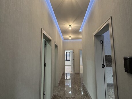 Binədə 4 otaqlı həyət evi satılır, 125 m², 138 000 AZN, şəkil 4 / 10