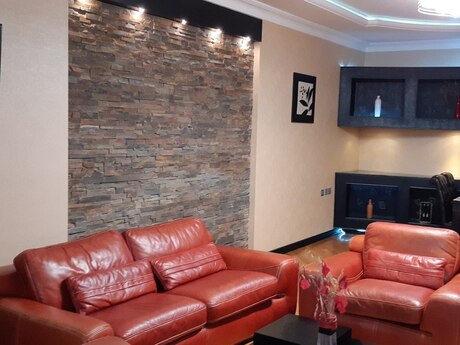 2 otaq · 93 m²