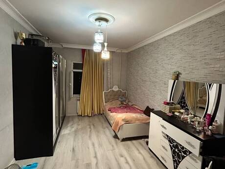 İnşaatçılarda 5 otaqlı köhnə tikili mənzil satılır, 120 m², 247 800 AZN, şəkil 3 / 12