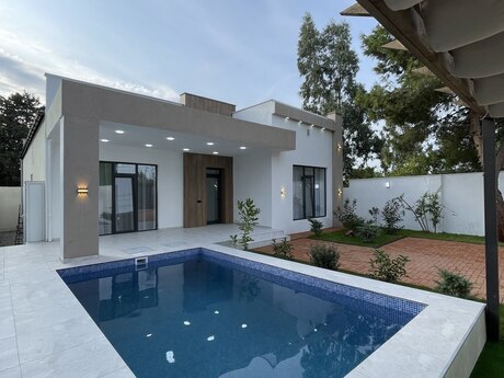 Şüvəlanda 4 otaqlı həyət evi satılır, 160 m², 248 000 AZN, şəkil 2 / 12