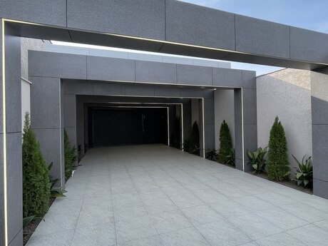 Şüvəlanda 5 otaqlı həyət evi satılır, 220 m², 715 000 AZN, şəkil 3 / 12