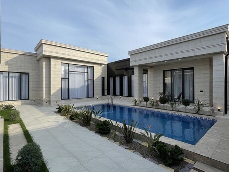 Şüvəlanda 5 otaqlı həyət evi satılır, 220 m², 715 000 AZN, şəkil 2 / 12