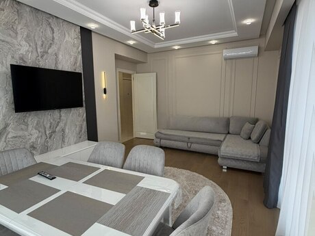 City Garden kompleksində 3 otaqlı yeni tikili mənzil kirayə verilir, 110 m², 1 395 AZN/ay, şəkil 2 / 12
