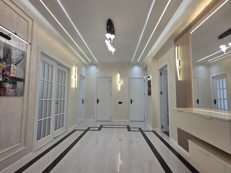 İnşaatçılarda 3 otaqlı yeni tikili mənzil satılır, 118 m², 330 000 AZN, şəkil 2 / 9