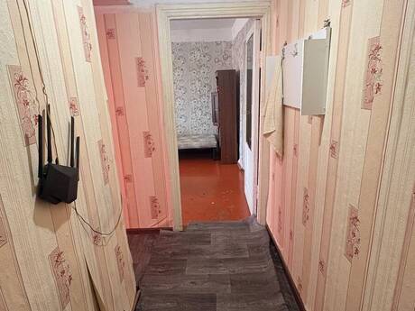 Qara Qarayevdə 2 otaqlı köhnə tikili mənzil kirayə verilir, 60 m², 600 AZN/ay, şəkil 4 / 12