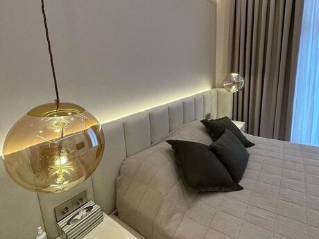 Продаётся 2-комнатная квартира в новостройке, Memar Əcəmi, 89 м², 215 000 AZN, фото 5 / 10