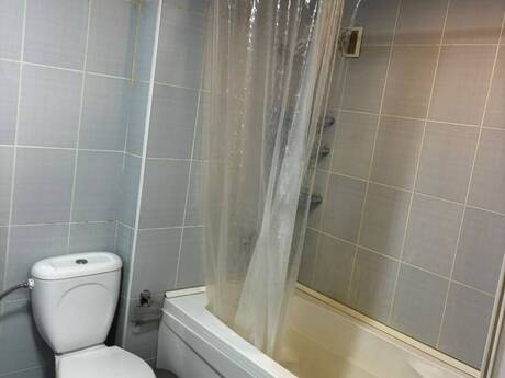 Сдаётся 1-комнатная квартира в старом фонде, Gənclik, 50 м², 660 AZN/мес, фото 4 / 5