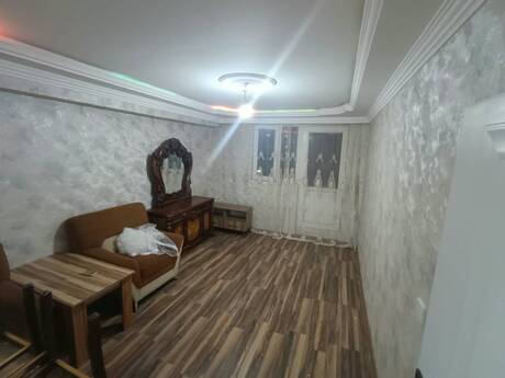 Əhmədlidə 2 otaqlı köhnə tikili mənzil satılır, 43 m², 78 000 AZN, şəkil 4 / 12