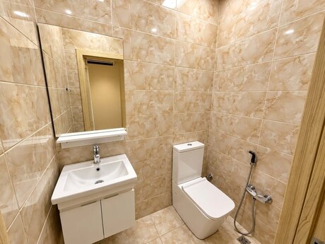 3-room new-build apartment for rent in Qara Qarayev, 105 m², 1 100 AZN/mo, photo 5 / 10