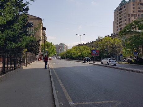 Nəriman Nərimanovda 3 otaqlı köhnə tikili mənzil kirayə verilir, 95 m², 800 AZN/ay, şəkil 3 / 12