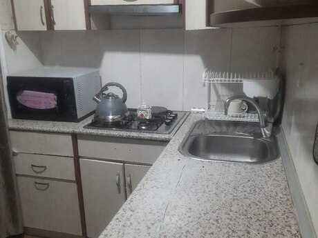 Продаётся 1-комнатная квартира в старом фонде, Xalqlar Dostluğu, 33 м², 105 000 AZN, фото 5 / 7