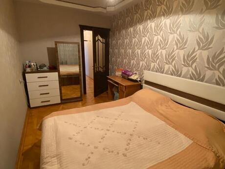Bakıxanovda 3 otaqlı köhnə tikili mənzil satılır, 70 m², 220 000 AZN, şəkil 4 / 11