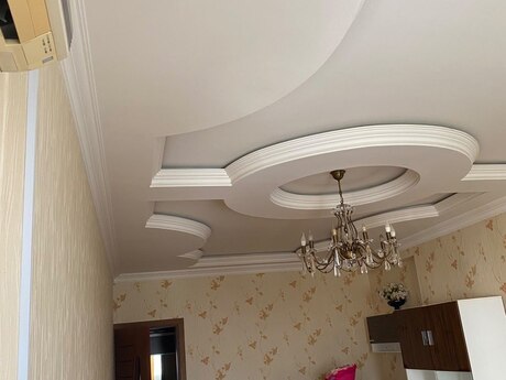 2-room new-build apartment for rent in Memar Əcəmi, 90 m², 800 AZN/mo, photo 4 / 9