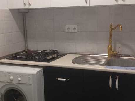 Azadlıq Prospektidə 1 otaqlı köhnə tikili mənzil kirayə verilir, 33 m², 500 AZN/ay, şəkil 4 / 9