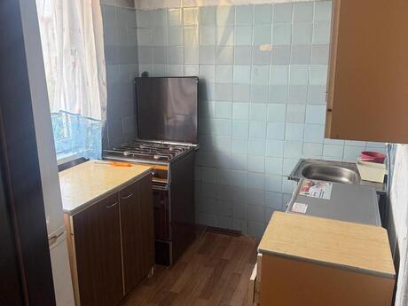 2-room old-build apartment for rent in Memar Əcəmi, 50 m², 500 AZN/mo, photo 3 / 7