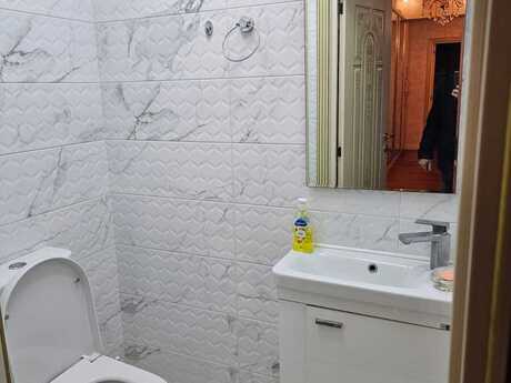 Badamdarda 3 otaqlı yeni tikili mənzil kirayə verilir, 130 m², 1 200 AZN/ay, şəkil 5 / 12
