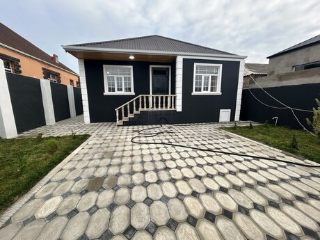 4 rooms · 130 m²