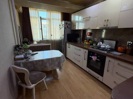Elan №6561048 - Bakı, Nəriman Nərimanov m., 3 otaqlı, 90 m², 9/10 mərtəbə