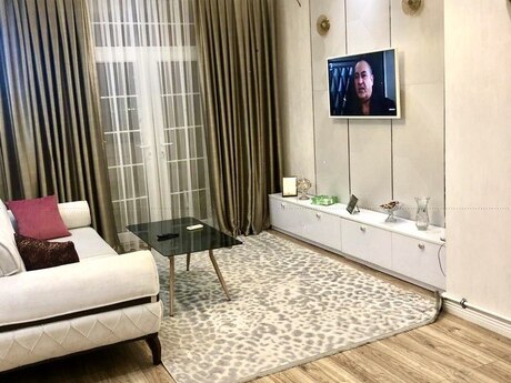 2 otaq · 70 m² · 19/20 mərtəbə, Azadlıq Prospekti