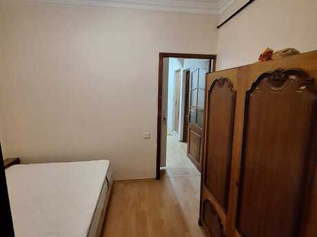 8 Noyabrda 3 otaqlı köhnə tikili mənzil kirayə verilir, 50 m², 600 AZN/ay, şəkil 5 / 12