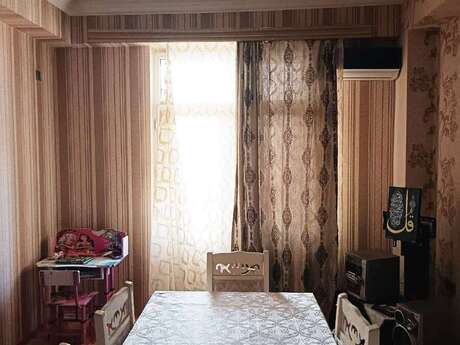 Сдаётся 3-комнатная квартира в новостройке, Memar Əcəmi, 75 м², 750 AZN/мес, фото 2 / 12