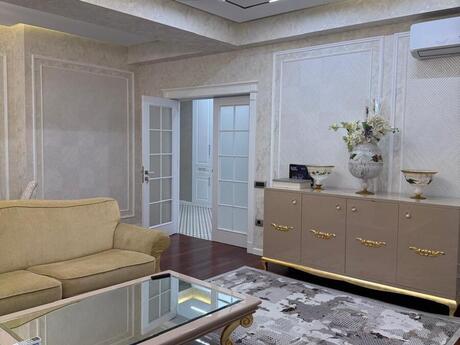 Ağ şəhərdə 5 otaqlı yeni tikili mənzil kirayə verilir, 250 m², 3 500 AZN/ay, şəkil 4 / 12