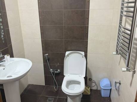 Сдаётся 3-комнатная квартира в новостройке, Nəriman Nərimanov, 150 м², 1 200 AZN/мес, фото 2 / 11