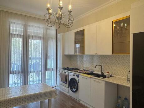 Nəsimidə 3 otaqlı yeni tikili mənzil kirayə verilir, 150 m², 1 400 AZN/ay, şəkil 4 / 12