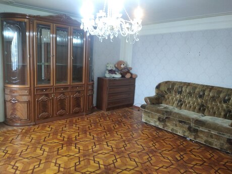 3 otaq · 65 m² · 5/9 mərtəbə, Neftçilər