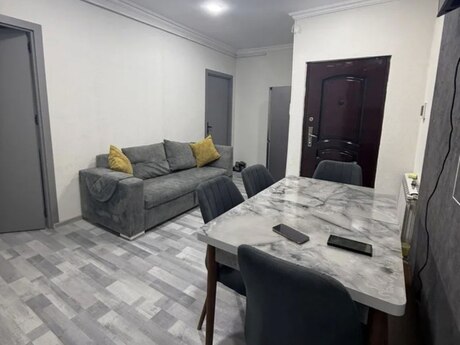 20 Yanvarda 2 otaqlı köhnə tikili mənzil kirayə verilir, 80 m², 600 AZN/ay, şəkil 4 / 7