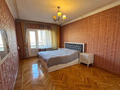 Xalqlar Dostluğunda 3 otaqlı köhnə tikili mənzil satılır, 85 m², 225 000 AZN, şəkil 3 / 12
