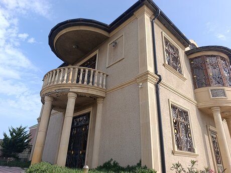 Fatmayıda 5 otaqlı həyət evi satılır, 200 m², 340 000 AZN, şəkil 2 / 12