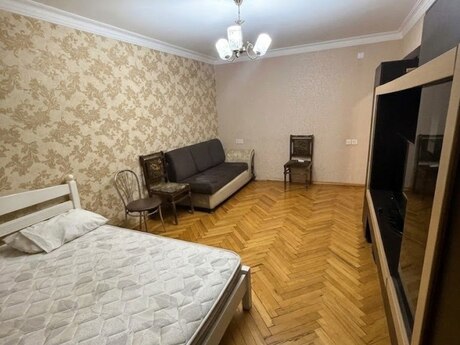 Elmlər Akademiyasında 1 otaqlı köhnə tikili mənzil satılır, 43 m², 130 000 AZN, şəkil 3 / 8