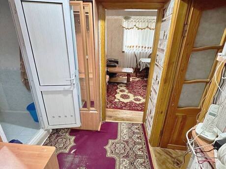 28 Mayda 2 otaqlı köhnə tikili mənzil kirayə verilir, 50 m², 750 AZN/ay, şəkil 3 / 10