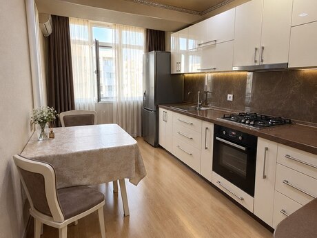 Объявление №6561393 - Баку, м. Нариман Нариманов, 3-комн., 90 м², 8/10 этаж