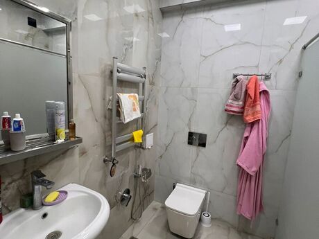 28 Mayda 2 otaqlı yeni tikili mənzil satılır, 62 m², 250 000 AZN, şəkil 2 / 12