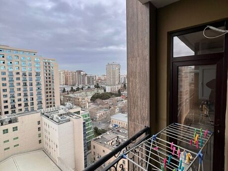 28 Mayda 2 otaqlı yeni tikili mənzil satılır, 62 m², 250 000 AZN, şəkil 3 / 12