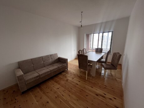 Azadlıq Prospektidə 4 otaqlı köhnə tikili mənzil kirayə verilir, 100 m², 750 AZN/ay, şəkil 4 / 12