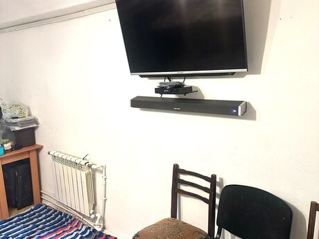Qara Qarayevdə 1 otaqlı köhnə tikili mənzil kirayə verilir, 42 m², 399 AZN/ay, şəkil 3 / 10