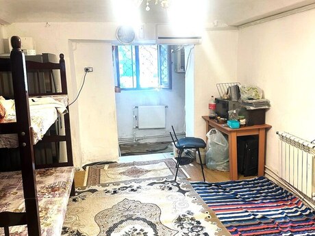 Qara Qarayevdə 1 otaqlı köhnə tikili mənzil kirayə verilir, 42 m², 399 AZN/ay, şəkil 2 / 10