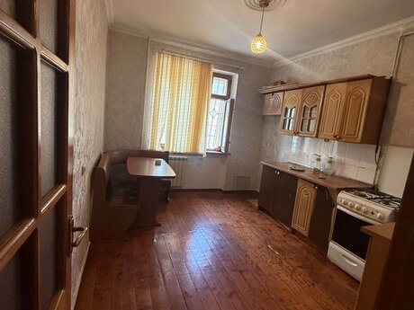 Əhmədlidə 2 otaqlı köhnə tikili mənzil kirayə verilir, 65 m², 500 AZN/ay, şəkil 5 / 9